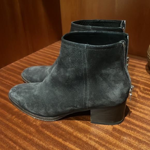 Rag & Bone dark brown suede booty! - Picture 2 of 4